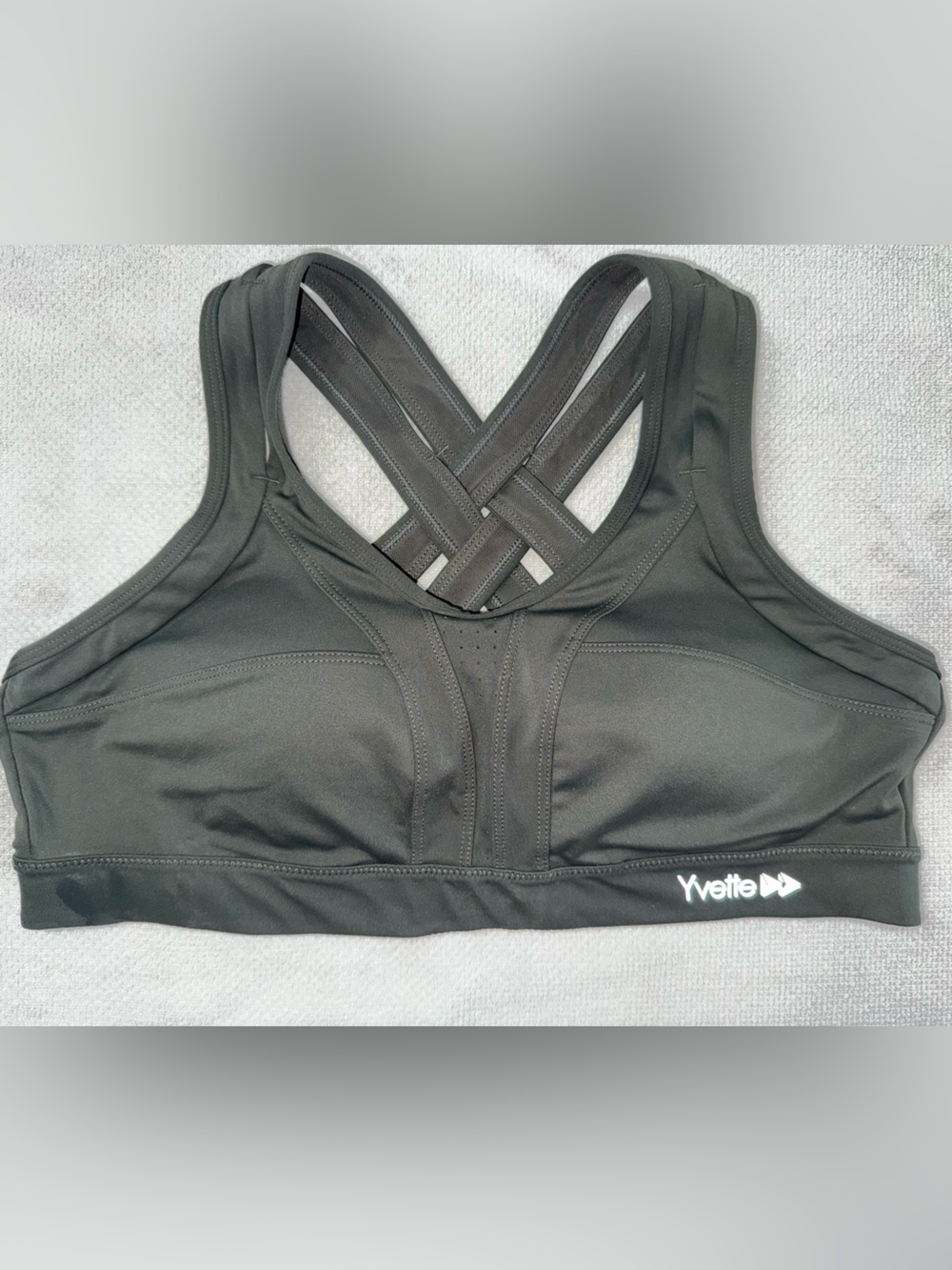 Yvette Black High-Impact Crisscross Sports Bra